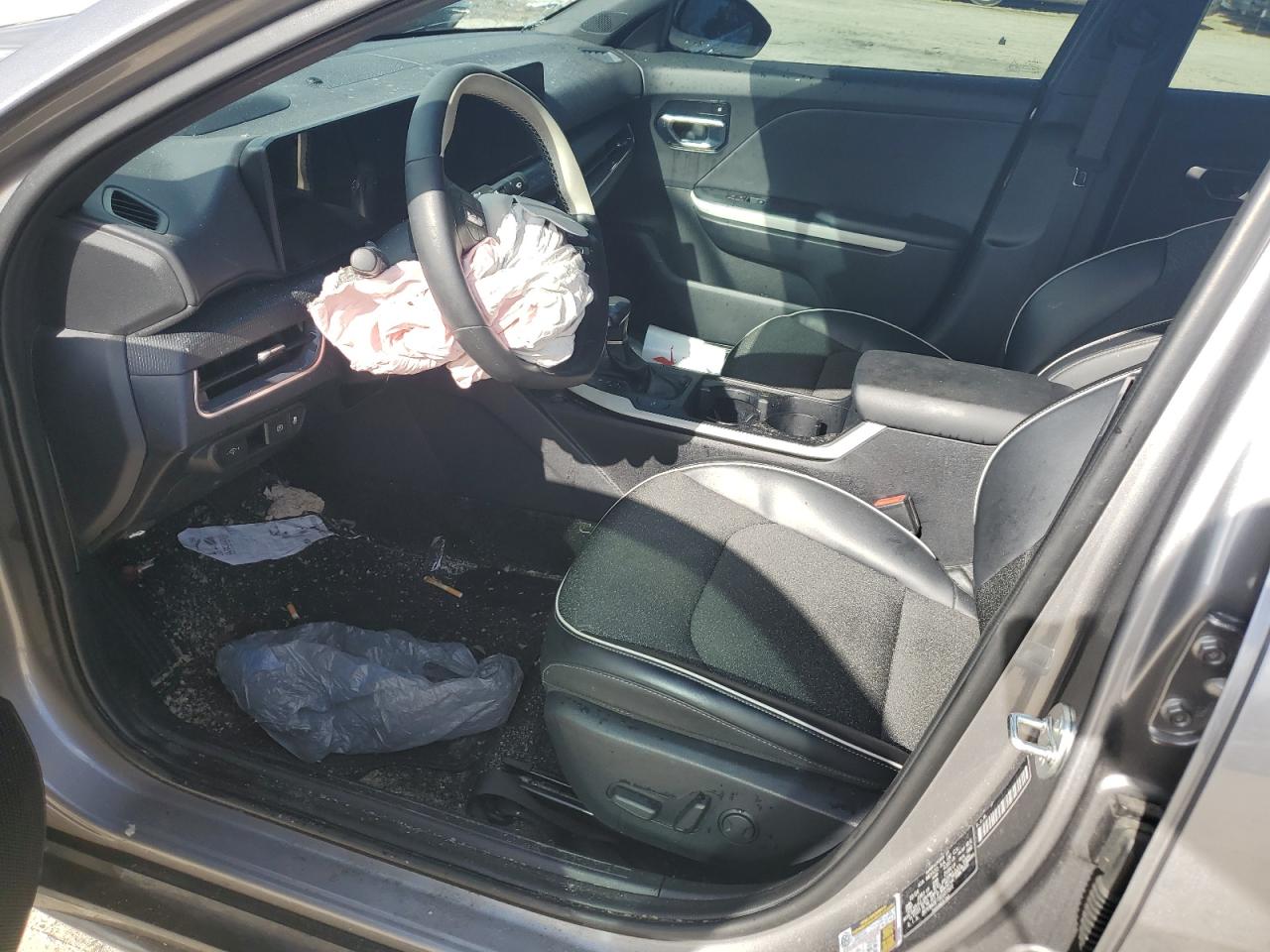 2025 Kia K4 Gt Line VIN: 3KPFW4DE7SE037501 Lot: 71311405