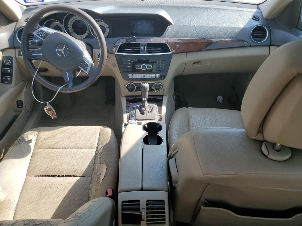 2013 Mercedes-Benz C 250 VIN: WDDGF4HB5DA860833 Lot: 82089705