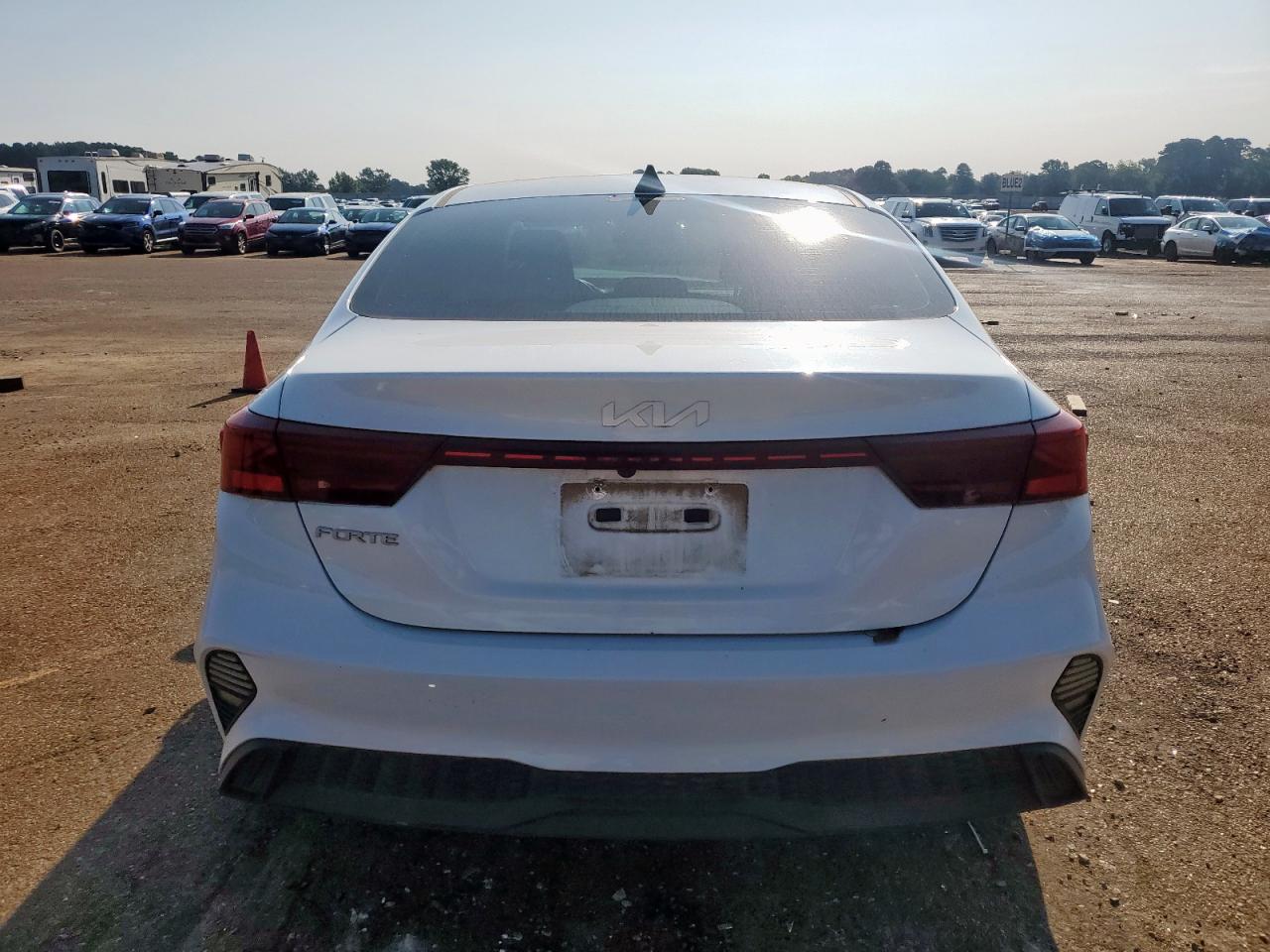 2023 Kia Forte Lx VIN: 3KPF24AD2PE507934 Lot: 72007805