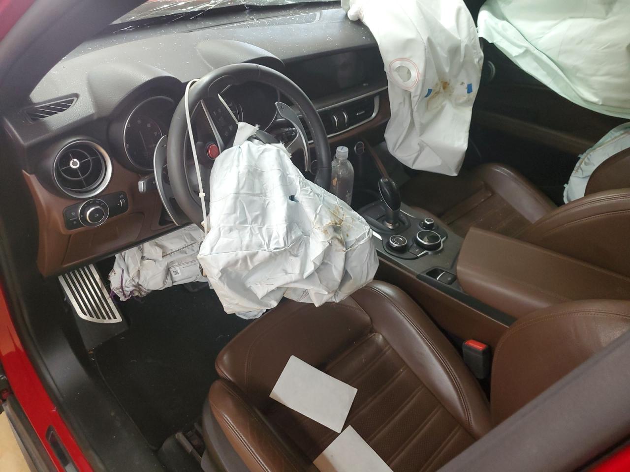 2018 Alfa Romeo Stelvio Ti Sport VIN: ZASFAKNN4J7B89937 Lot: 80899185