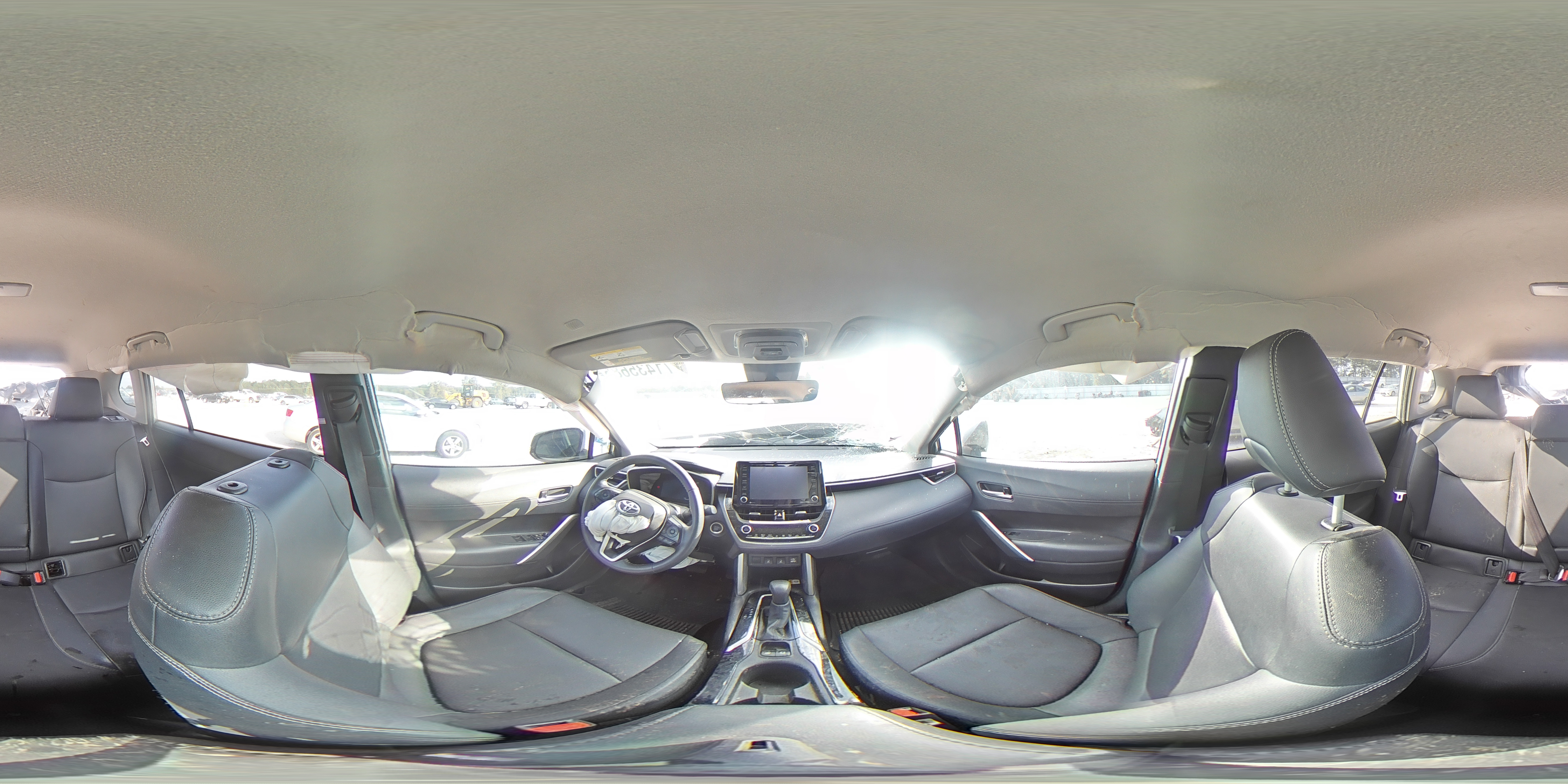 2022 Toyota Corolla Cross Xle VIN: 7MUEAAAG7NV004044 Lot: 71435685