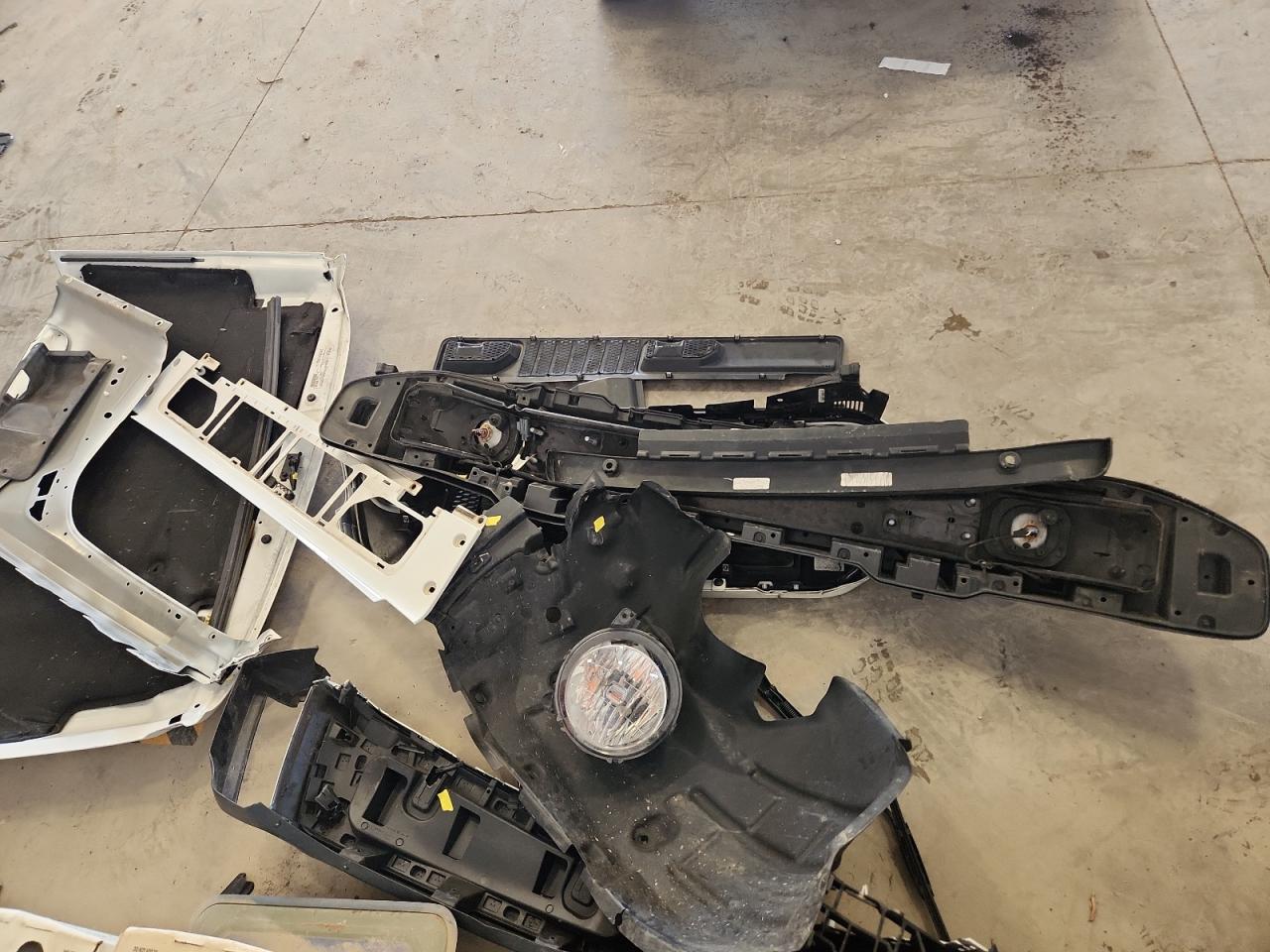 2018 Jeep Wrangler Unlimited Sahara VIN: 1C4HJXEN3JW314995 Lot: 83863355