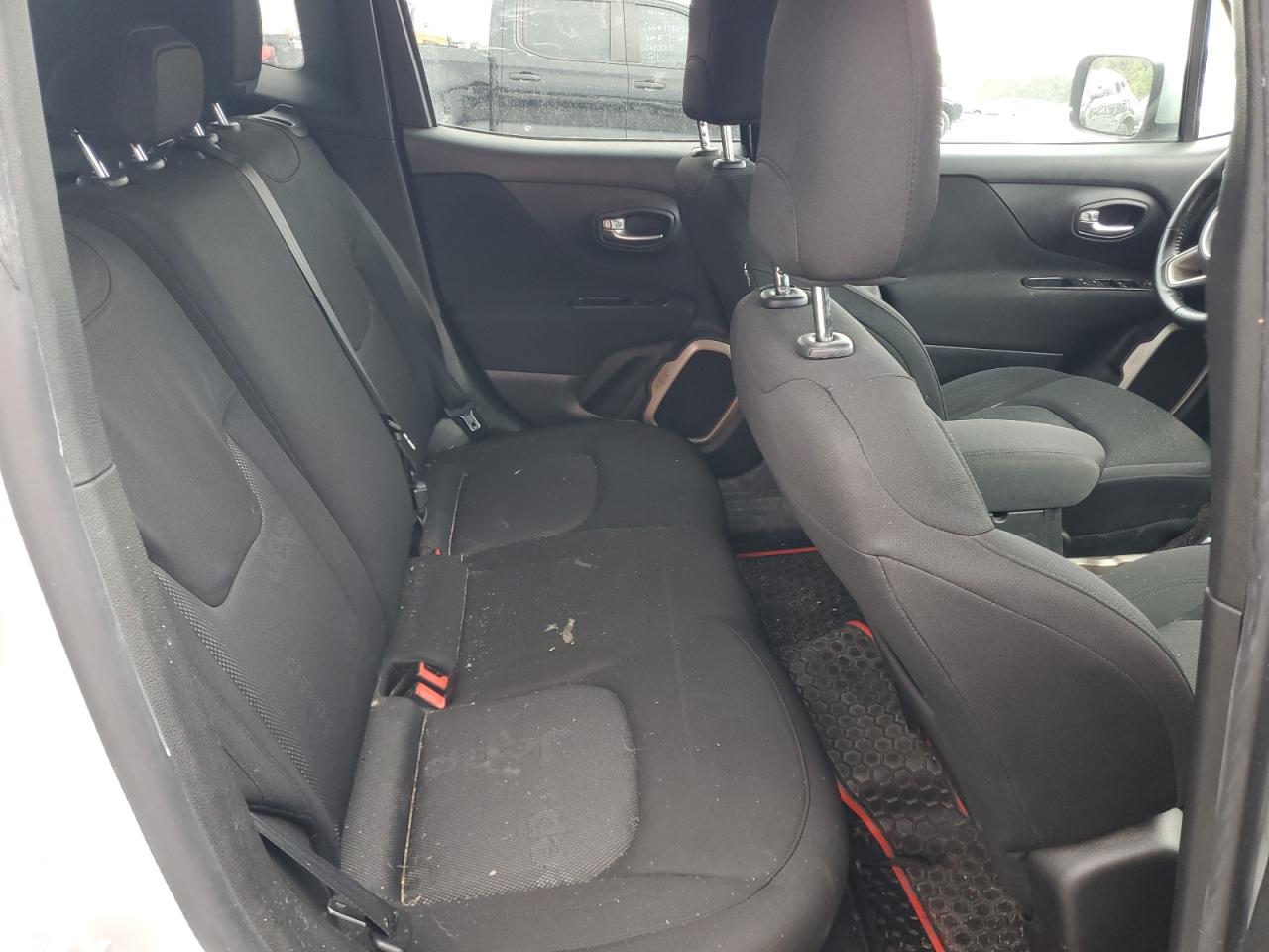 2017 Jeep Renegade Latitude VIN: ZACCJBBB2HPE44104 Lot: 81727765