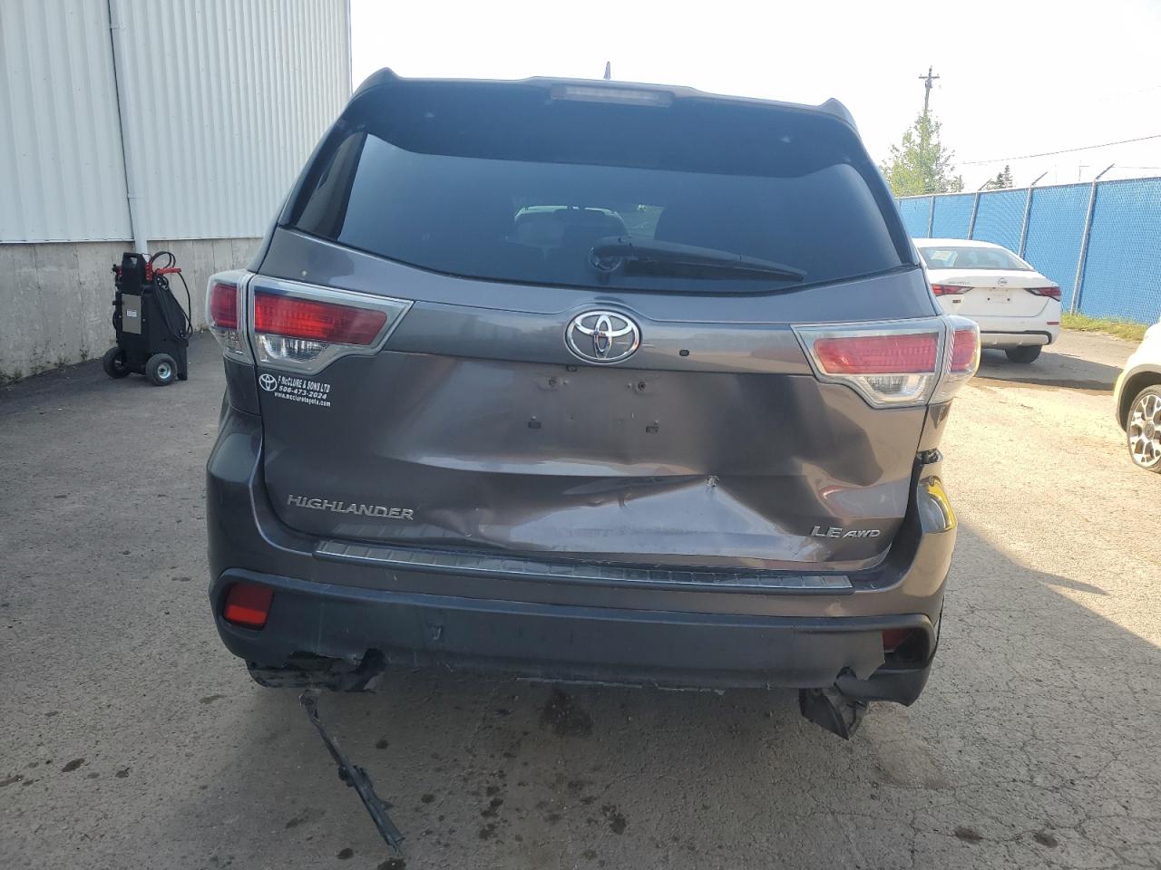 2016 Toyota Highlander Le VIN: 5TDBKRFHXGS244122 Lot: 71398305