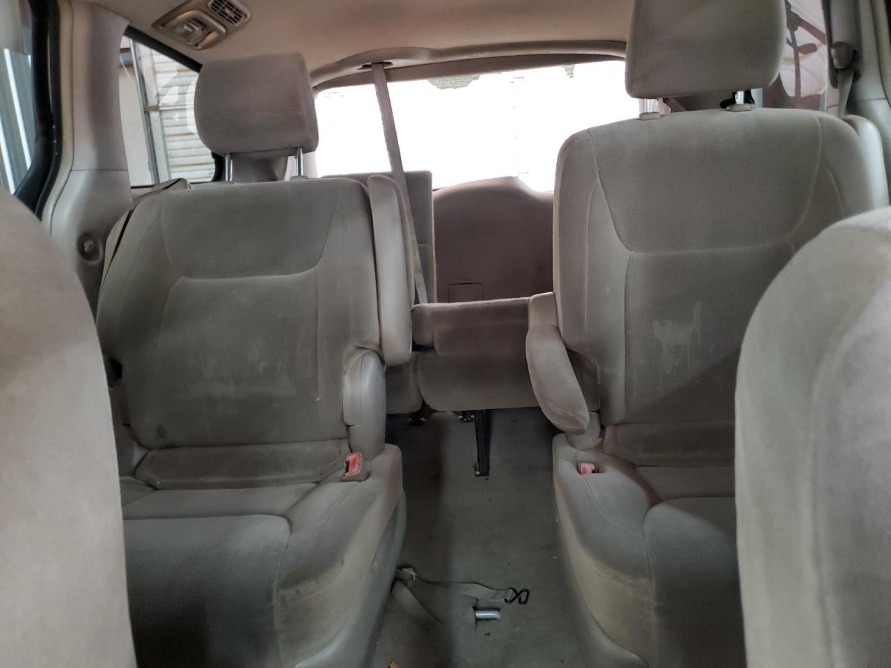 2004 Toyota Sienna Ce VIN: 5TDZA23C94S054583 Lot: 71981455