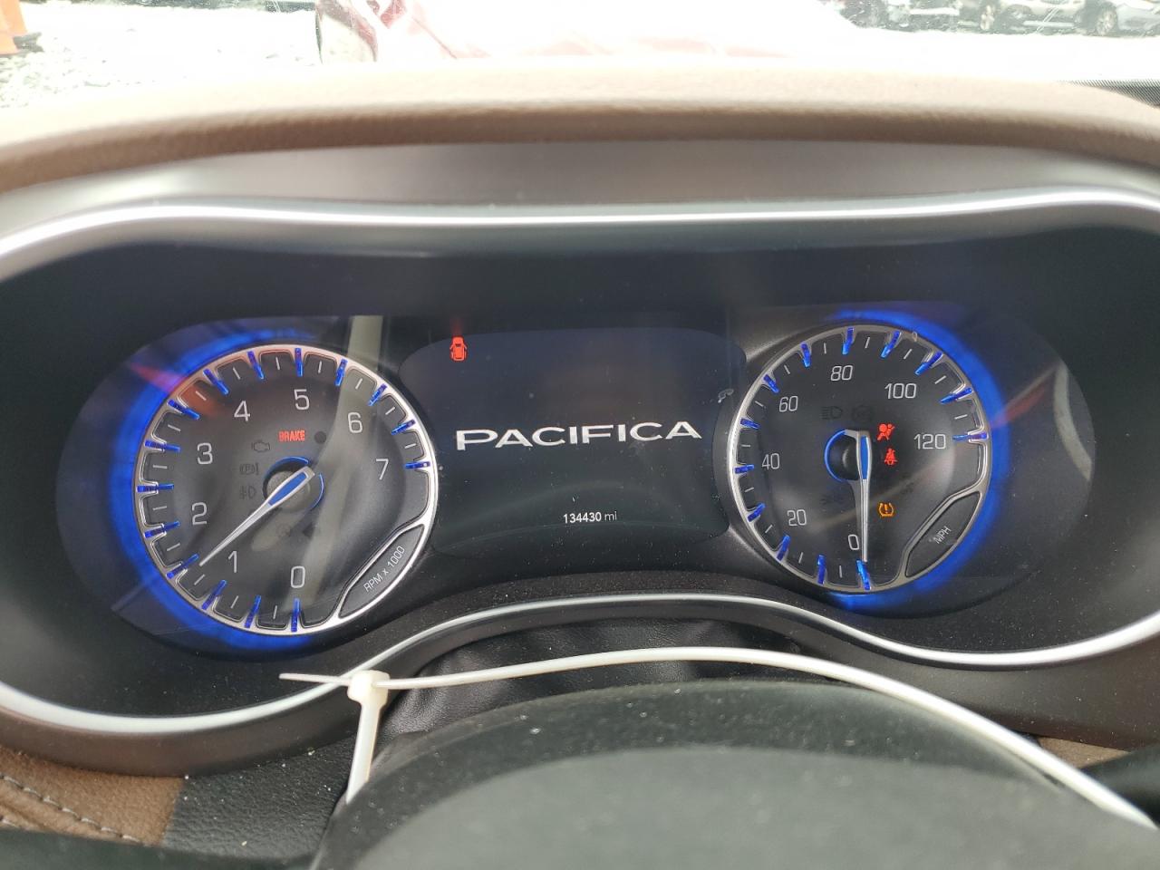 2017 Chrysler Pacifica Limited VIN: 2C4RC1GG0HR656000 Lot: 81302505