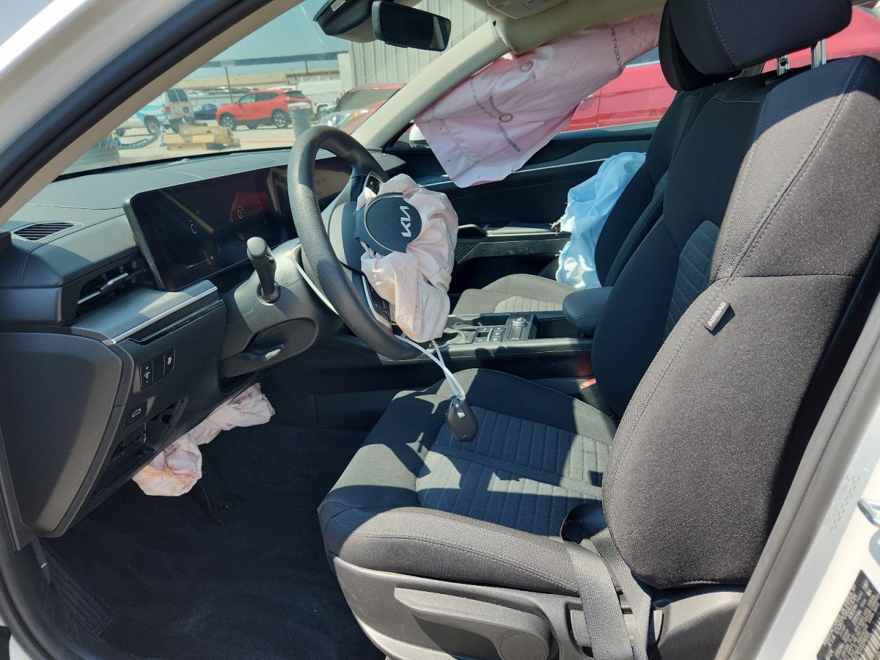 2025 Kia K5 Lxs VIN: KNAG24J74S5334031 Lot: 72063515