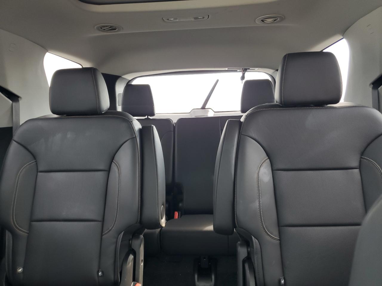 2019 Chevrolet Traverse Premier VIN: 1GNEVKKW7KJ319369 Lot: 83842415