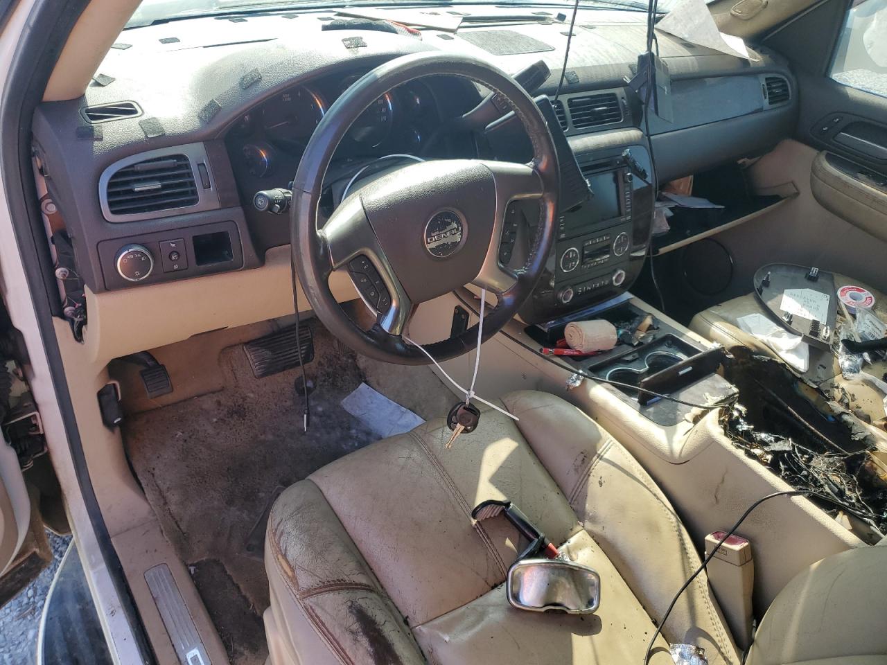 2007 GMC Yukon Xl Denali VIN: 1GKFK66807J344831 Lot: 80280795