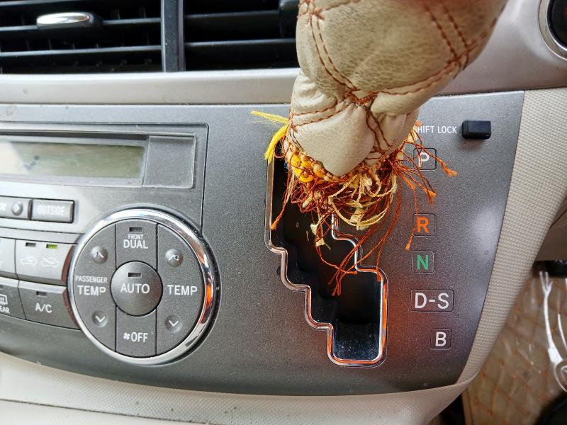 2009 TOYOTA  