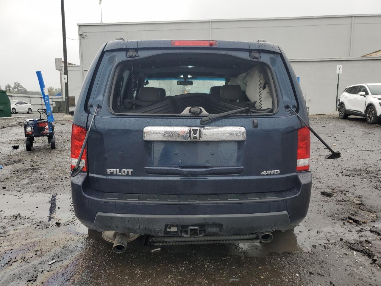 2011 Honda Pilot Exl VIN: 5FNYF4H54BB043222 Lot: 81064215