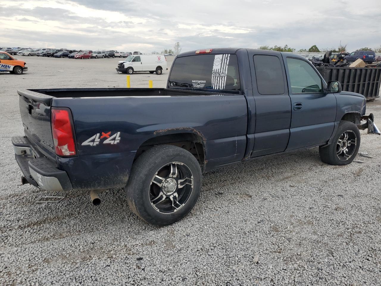 2005 Chevrolet Silverado K1500 1GCEK19B15E276014 photo #4