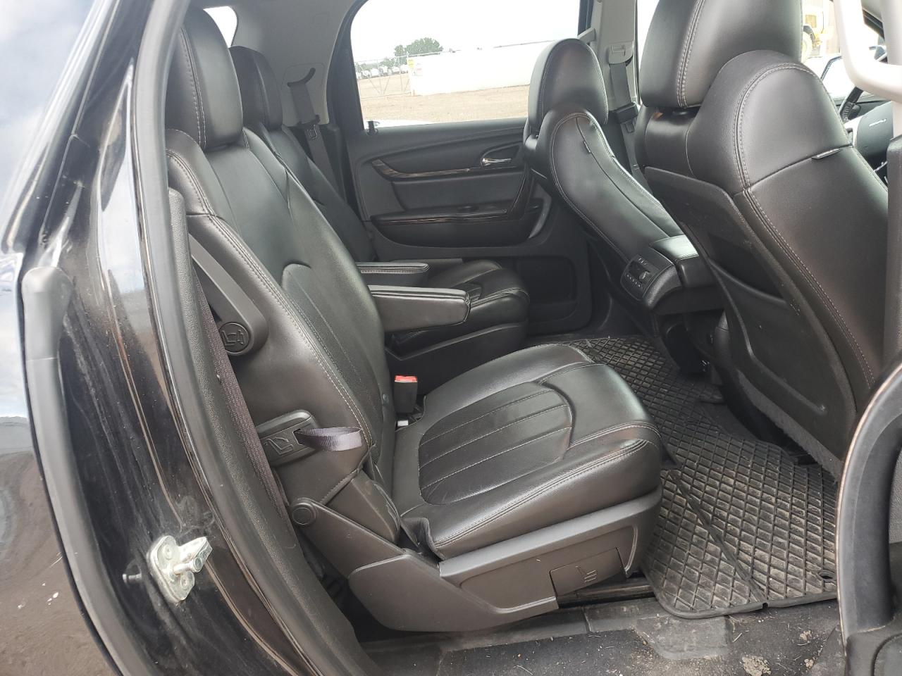 2015 GMC Acadia Denali VIN: 1GKKVTKD3FJ208733 Lot: 81071115
