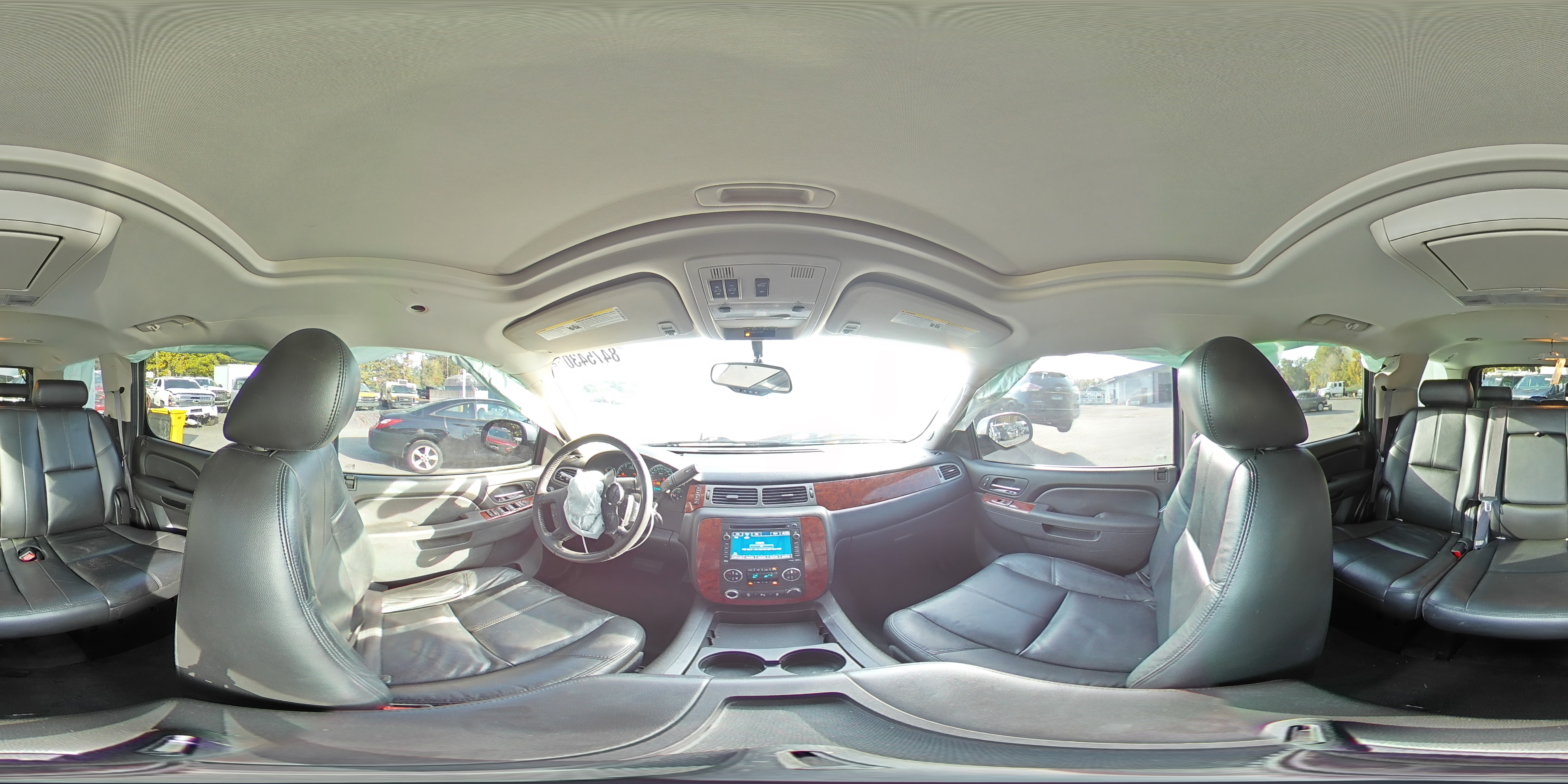 2010 Chevrolet Tahoe K1500 Lt VIN: 1GNUKBE01AR274585 Lot: 84754305