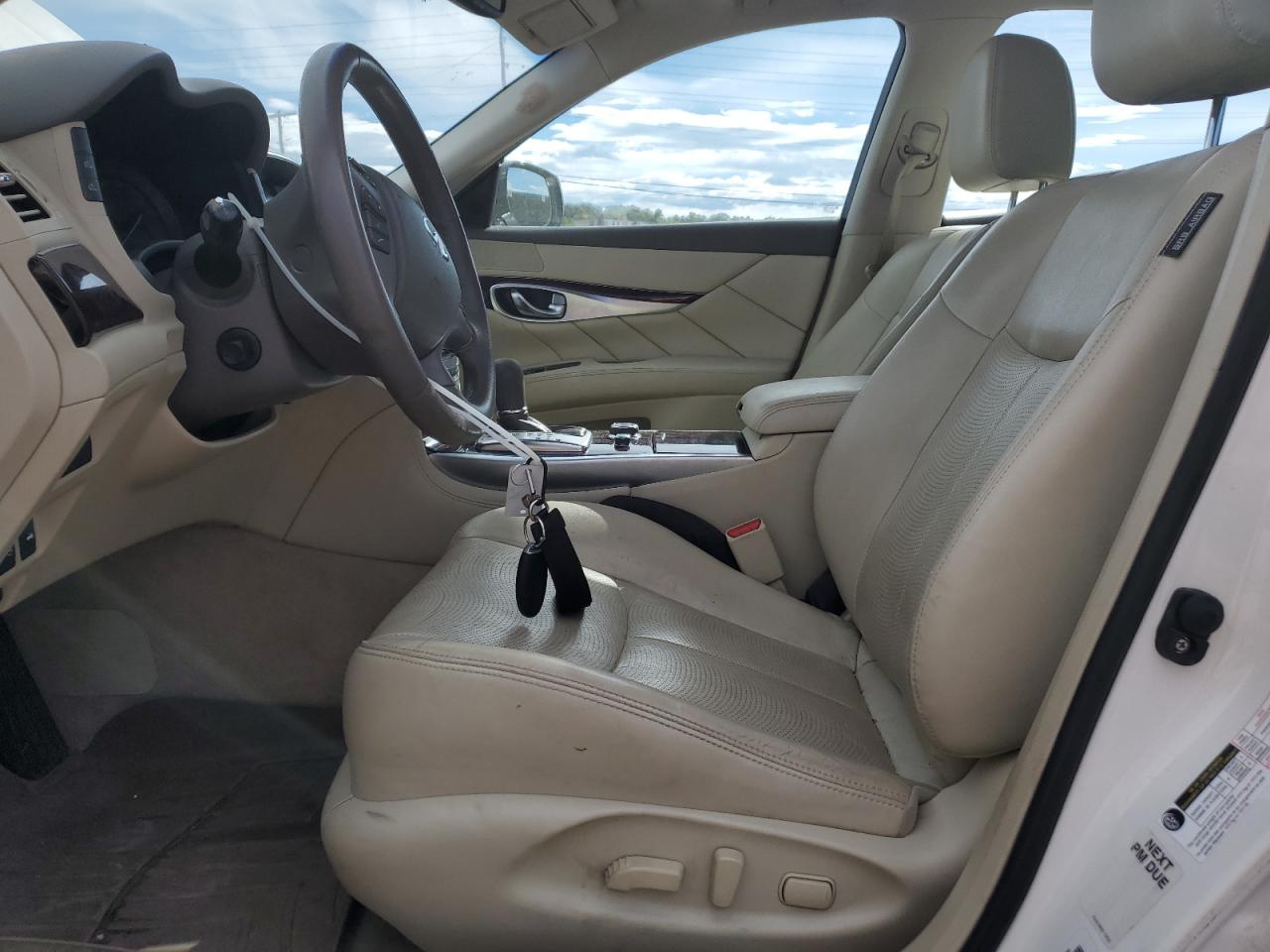 2019 Infiniti Q70 3.7 Luxe VIN: JN1BY1AR6KM585430 Lot: 80377545