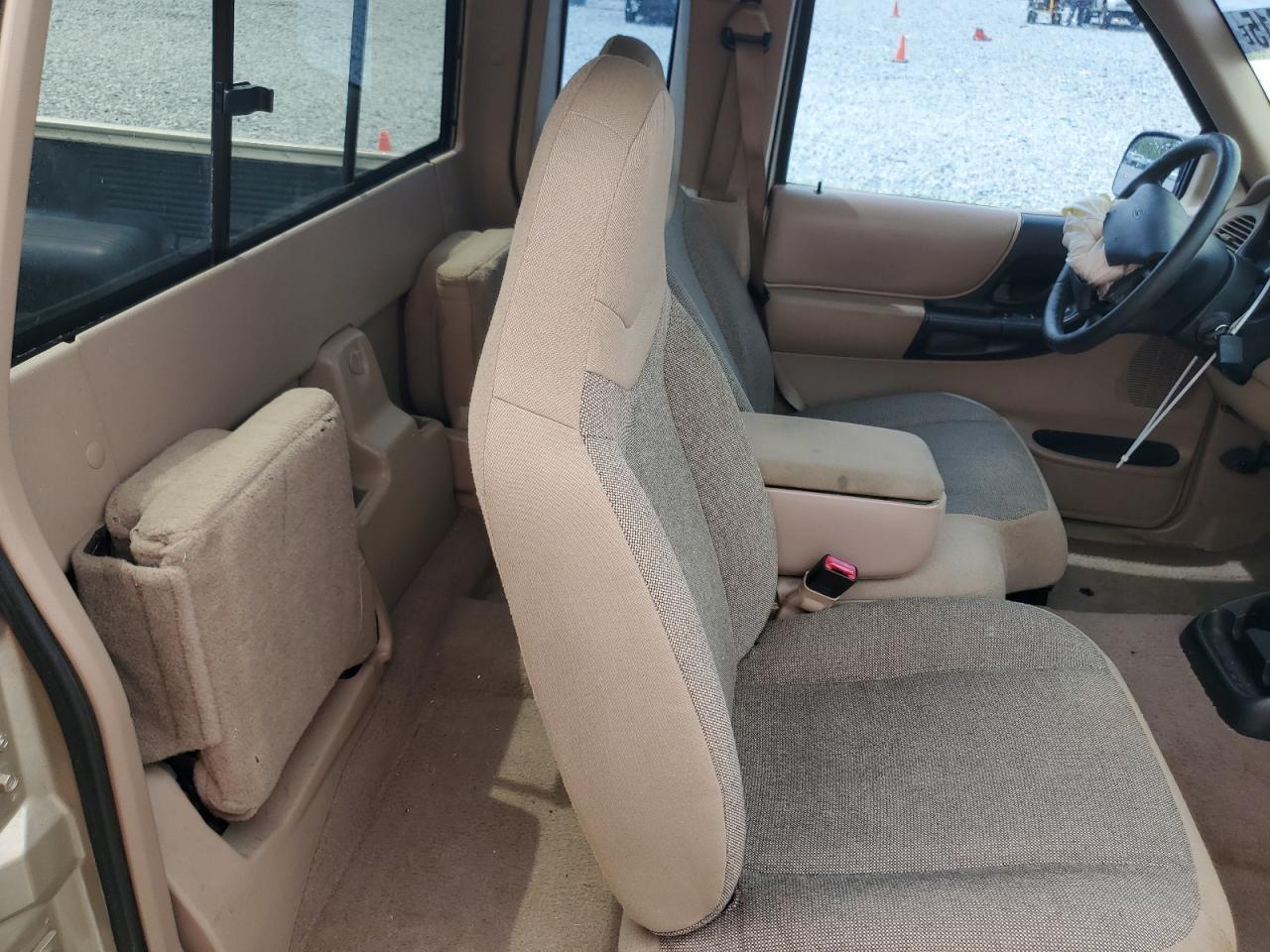 2000 Ford Ranger Super Cab VIN: 1FTYR14V4YTB41197 Lot: 81680615