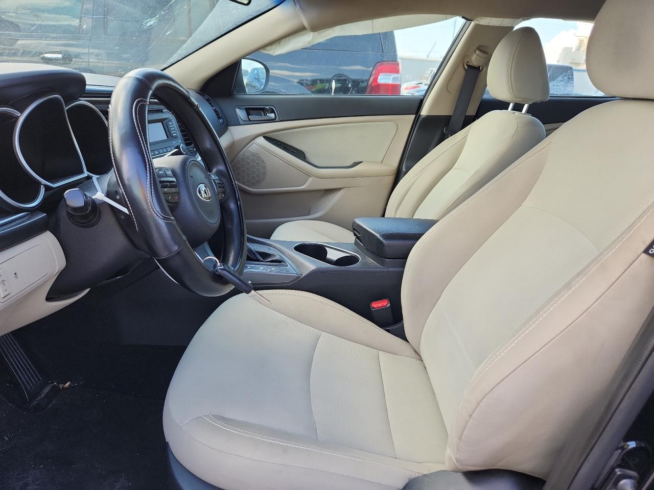 2015 Kia Optima Lx VIN: 5XXGM4A79FG375916 Lot: 82136555