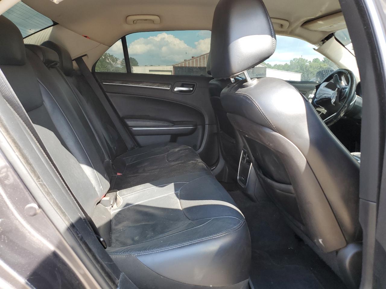 2015 Chrysler 300 Limited VIN: 2C3CCAAGXFH791782 Lot: 71250075