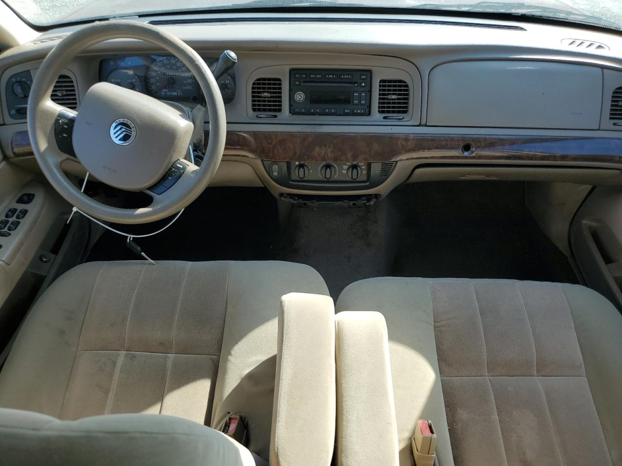 2005 Mercury Grand Marquis Gs VIN: 2MEFM74W75X652692 Lot: 81661215