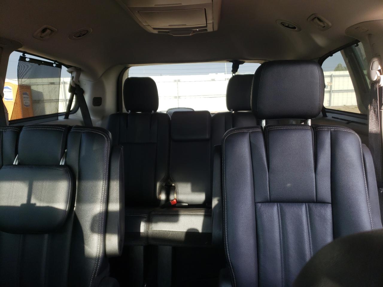 2015 Chrysler Town & Country Touring VIN: 2C4RC1BG0FR716636 Lot: 80153495