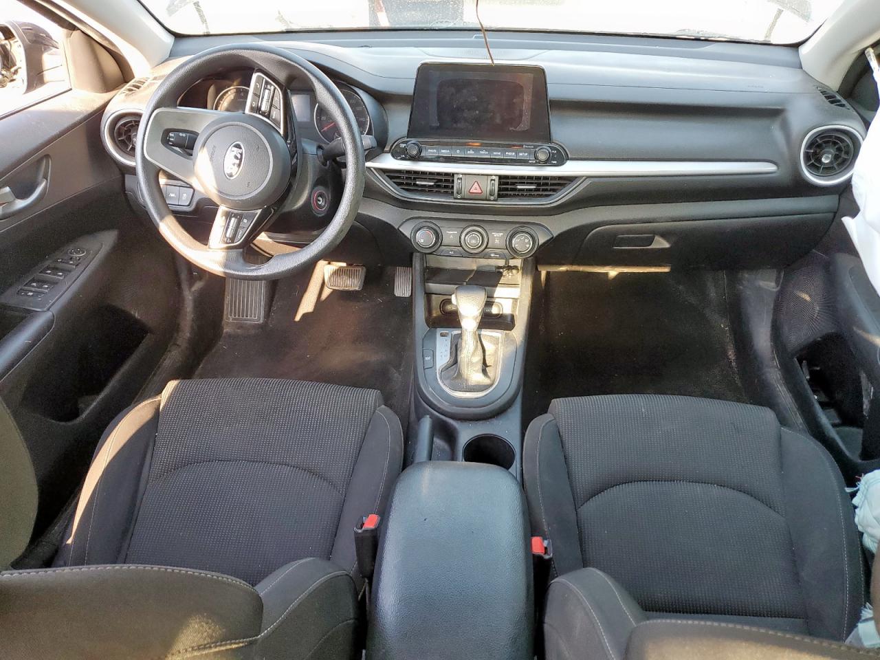 2020 Kia Forte Fe VIN: 3KPF24AD4LE146023 Lot: 81320205