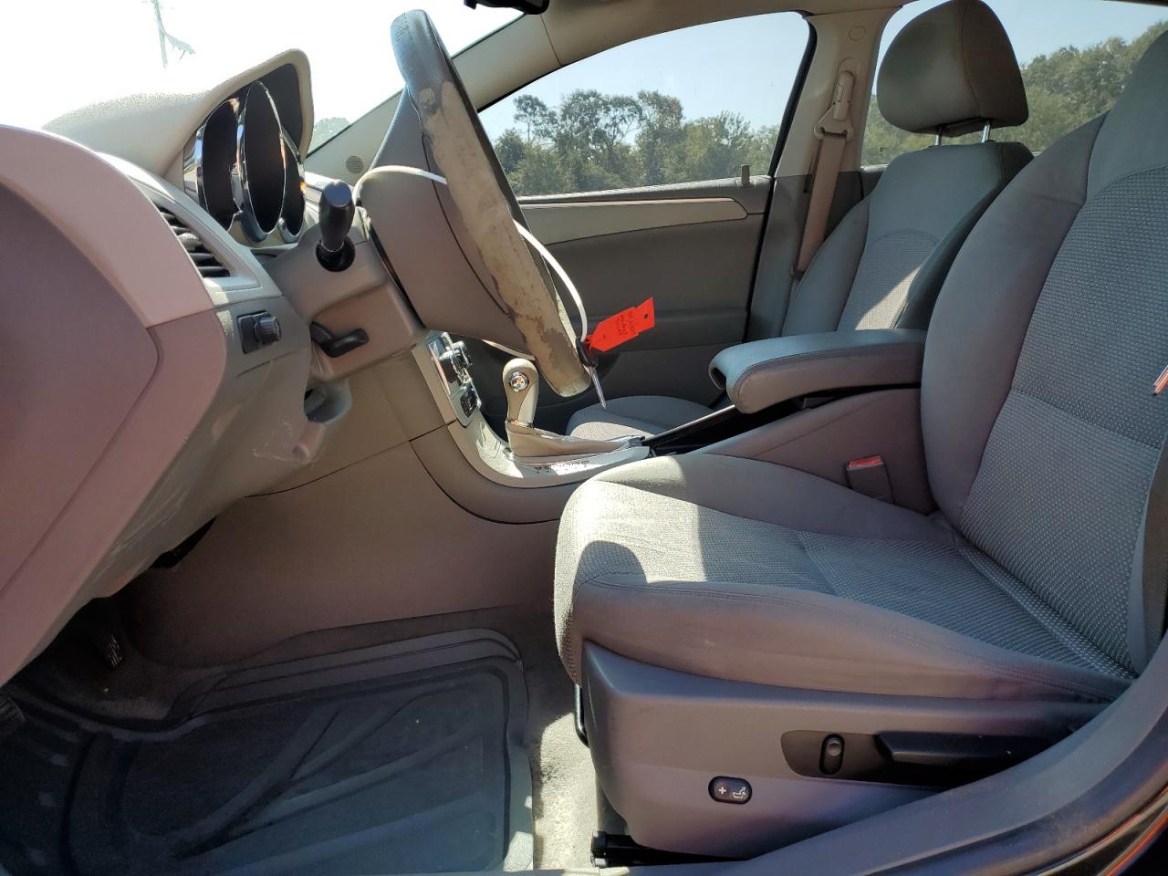 2010 Chevrolet Malibu Ls VIN: 1G1ZB5EB1AF172831 Lot: 72000745