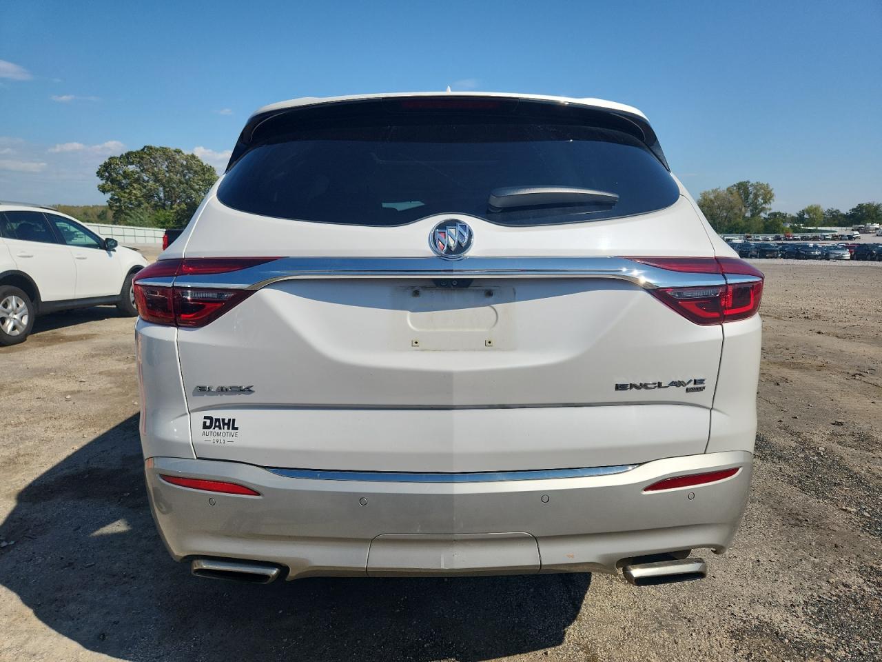 2018 Buick Enclave Premium VIN: 5GAEVBKW4JJ280961 Lot: 81608185