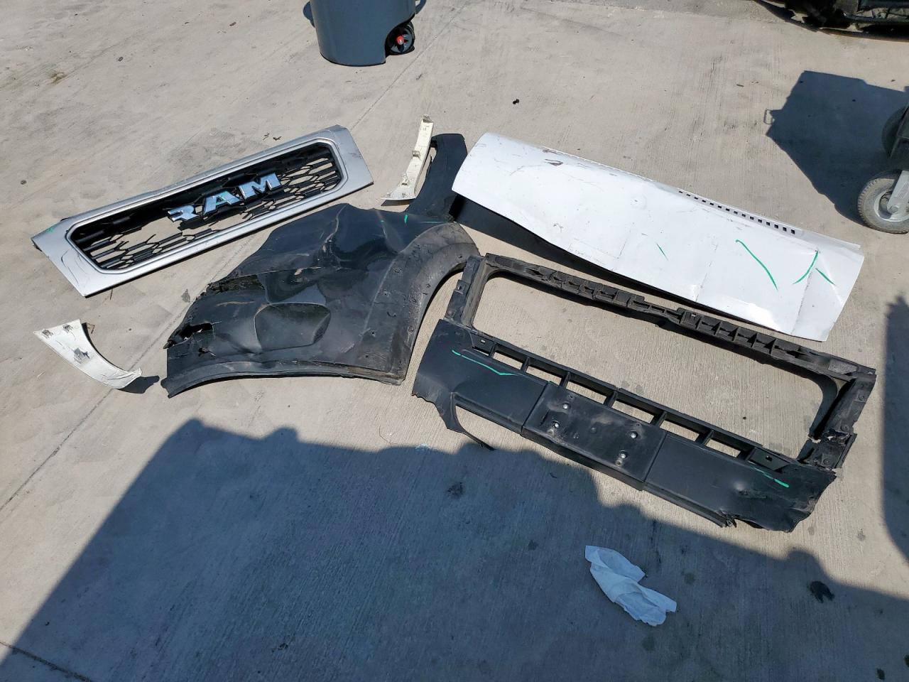 2020 Ram Promaster 1500 1500 Standard VIN: 3C6TRVAG8LE121793 Lot: 81455855
