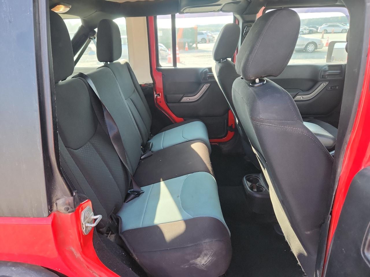 2018 Jeep Wrangler Unlimited Sport VIN: 1C4BJWKG4JL817829 Lot: 71281795