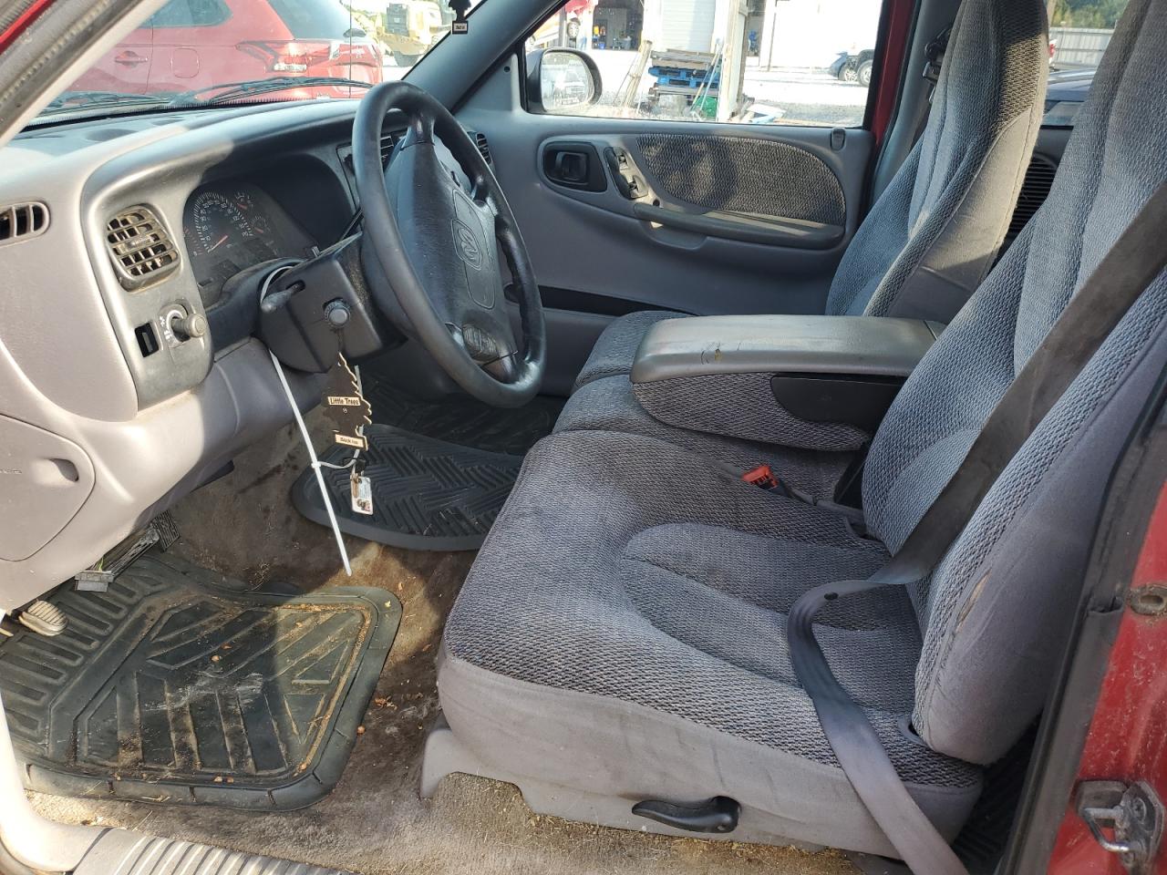 1998 Dodge Dakota VIN: 1B7GL22XXWS533630 Lot: 71678935