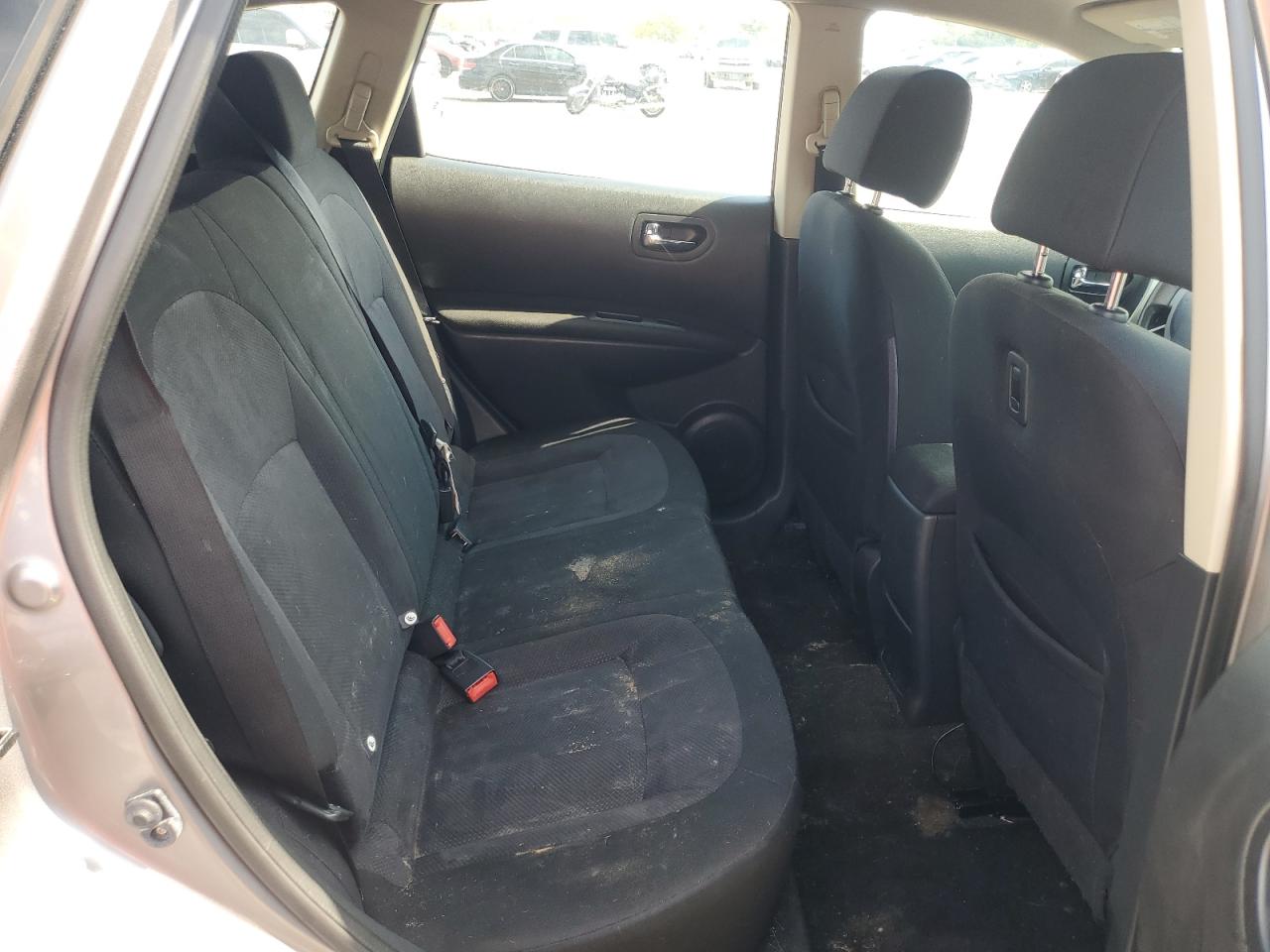 2011 Nissan Rogue S VIN: JN8AS5MV6BW677852 Lot: 80562655