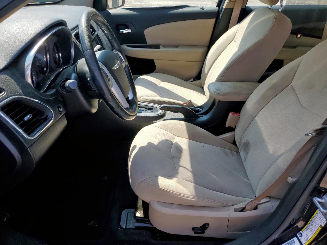 2012 Chrysler 200 Touring VIN: 1C3CCBBB7CN301522 Lot: 81077745