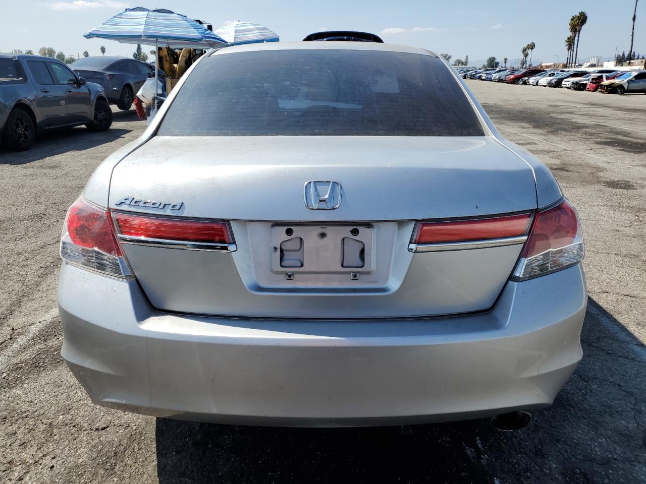 2011 Honda Accord Lxp VIN: 1HGCP2F49BA076670 Lot: 81888565
