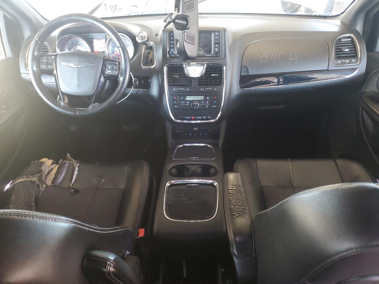 2014 Chrysler Town & Country S VIN: 2C4RC1HG8ER234678 Lot: 81841015