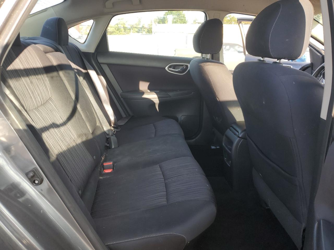 2016 Nissan Sentra S VIN: 3N1AB7AP8GL680555 Lot: 80031945