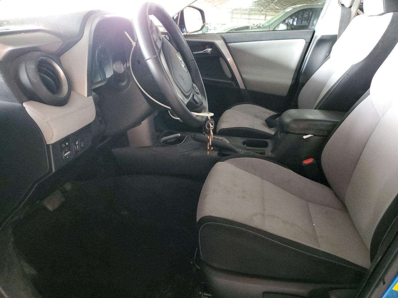 2017 Toyota Rav4 Xle VIN: JTMWFREV3HJ114064 Lot: 84014985