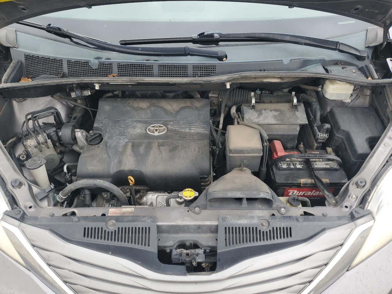 2011 Toyota Sienna Xle VIN: 5TDYK3DC3BS148985 Lot: 83823045