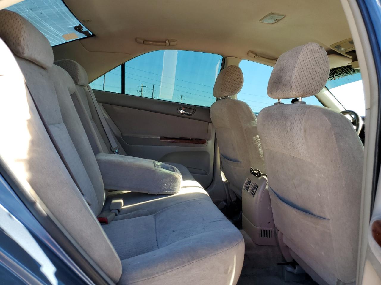 2003 Toyota Camry Le VIN: JTDBE32K230163974 Lot: 81673955