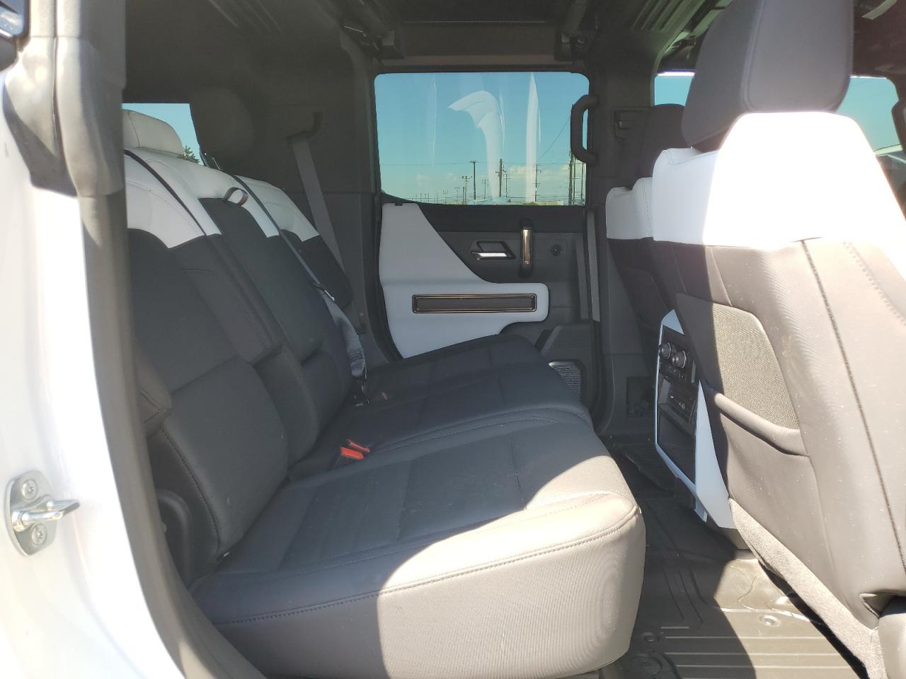 2025 GMC Hummer Suv 2X VIN: 1GKT0NDE2SU115926 Lot: 80920765