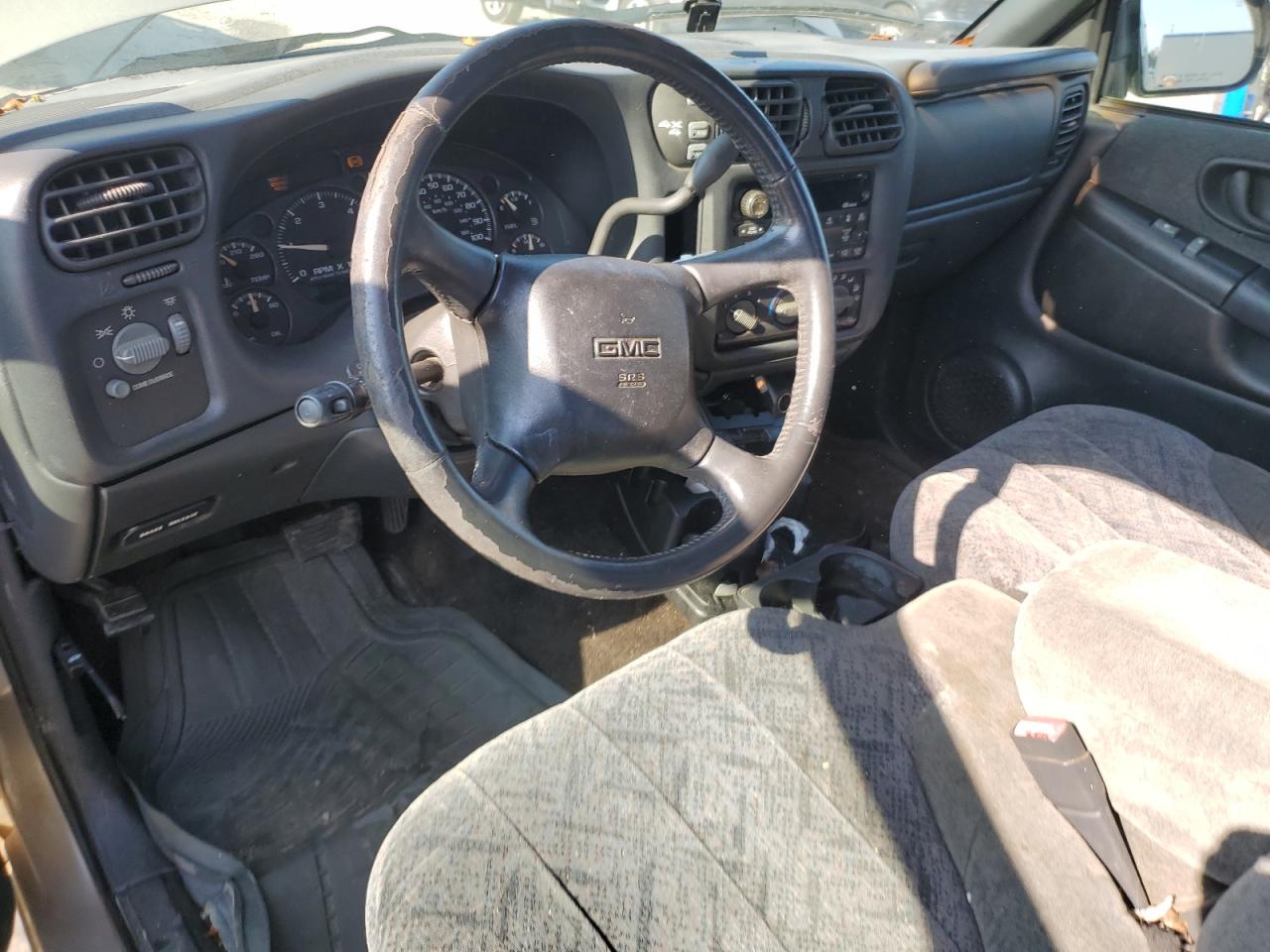 2002 GMC Sonoma VIN: 1GTDT19W728184489 Lot: 81038475