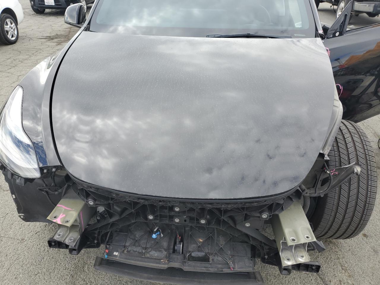 2023 Tesla Model Y VIN: 7SAYGAEE9PF715124 Lot: 84266665