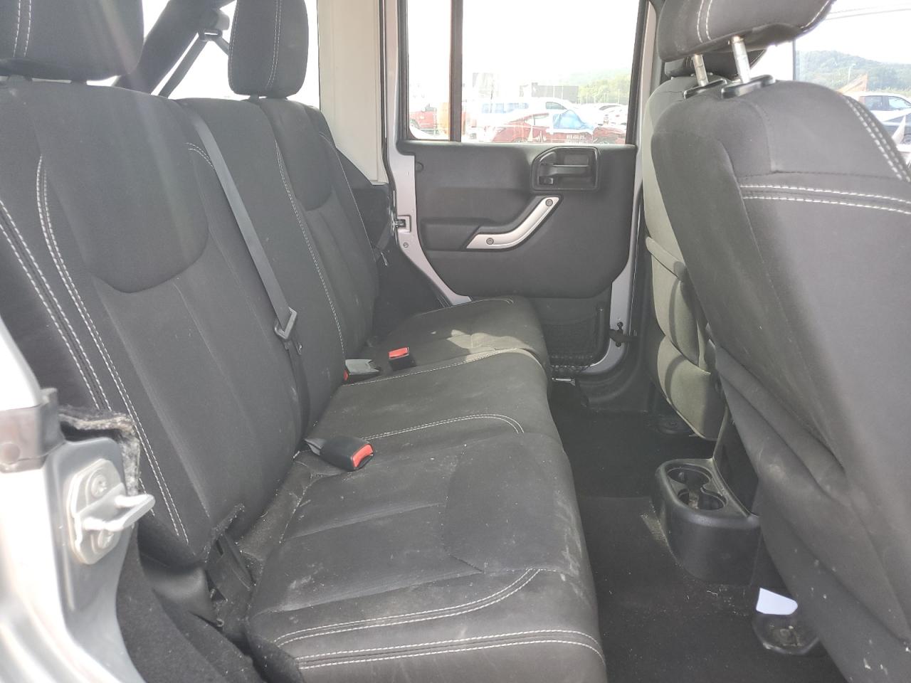 2015 Jeep Wrangler Unlimited Sahara VIN: 1C4BJWEG6FL587830 Lot: 84748625