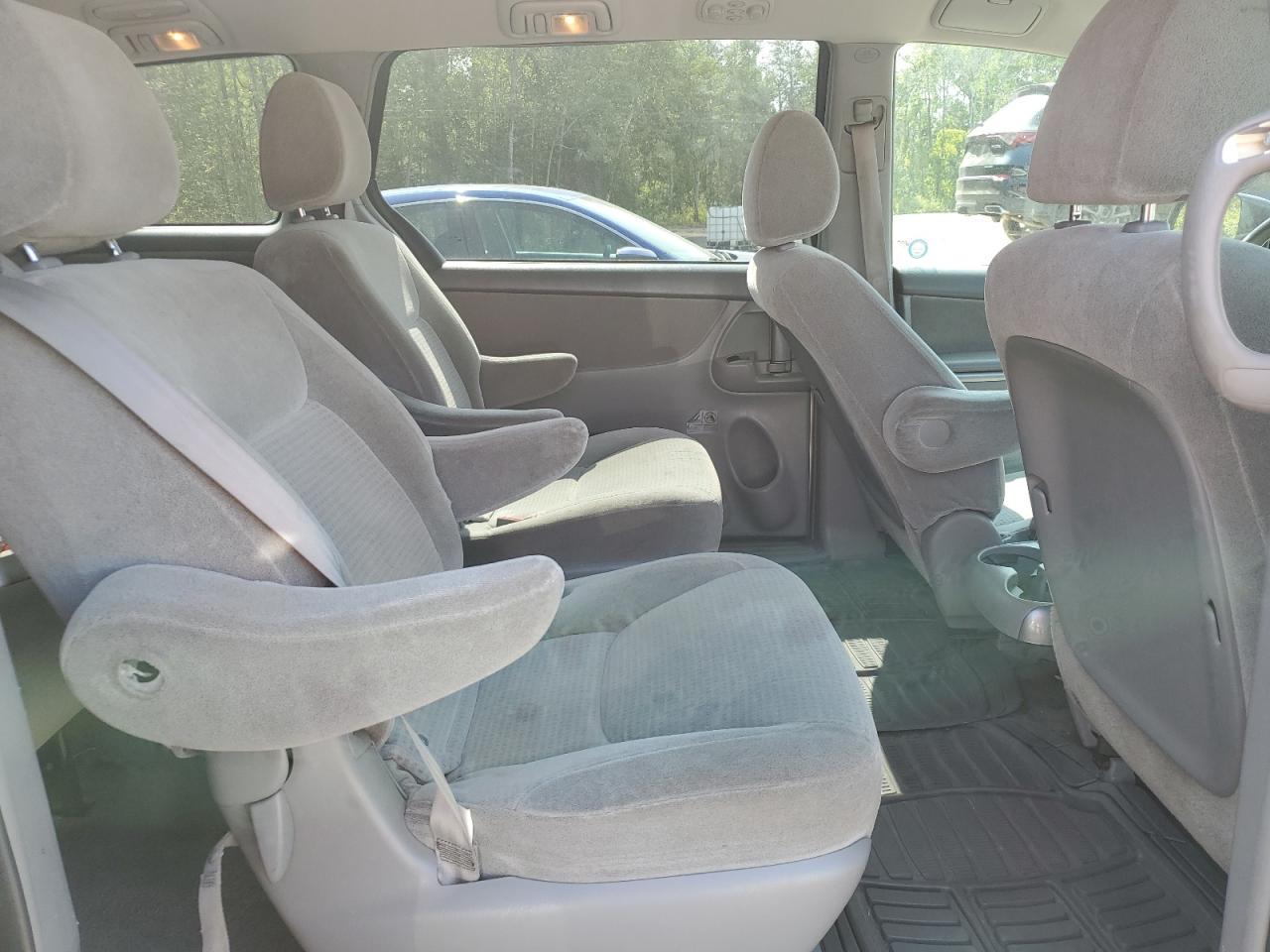 2009 Toyota Sienna Ce VIN: 5TDZK29C39S229938 Lot: 70987315