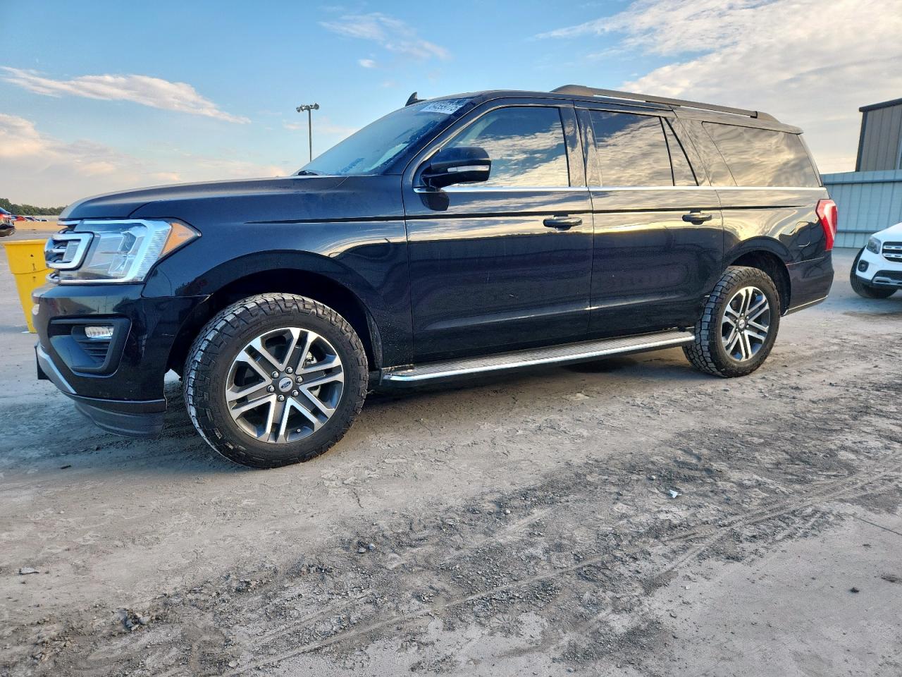 FORD ALL OTHER 2019. Lot# 84599775. VIN 1FMJK1JT2KEA90475. Photo 1