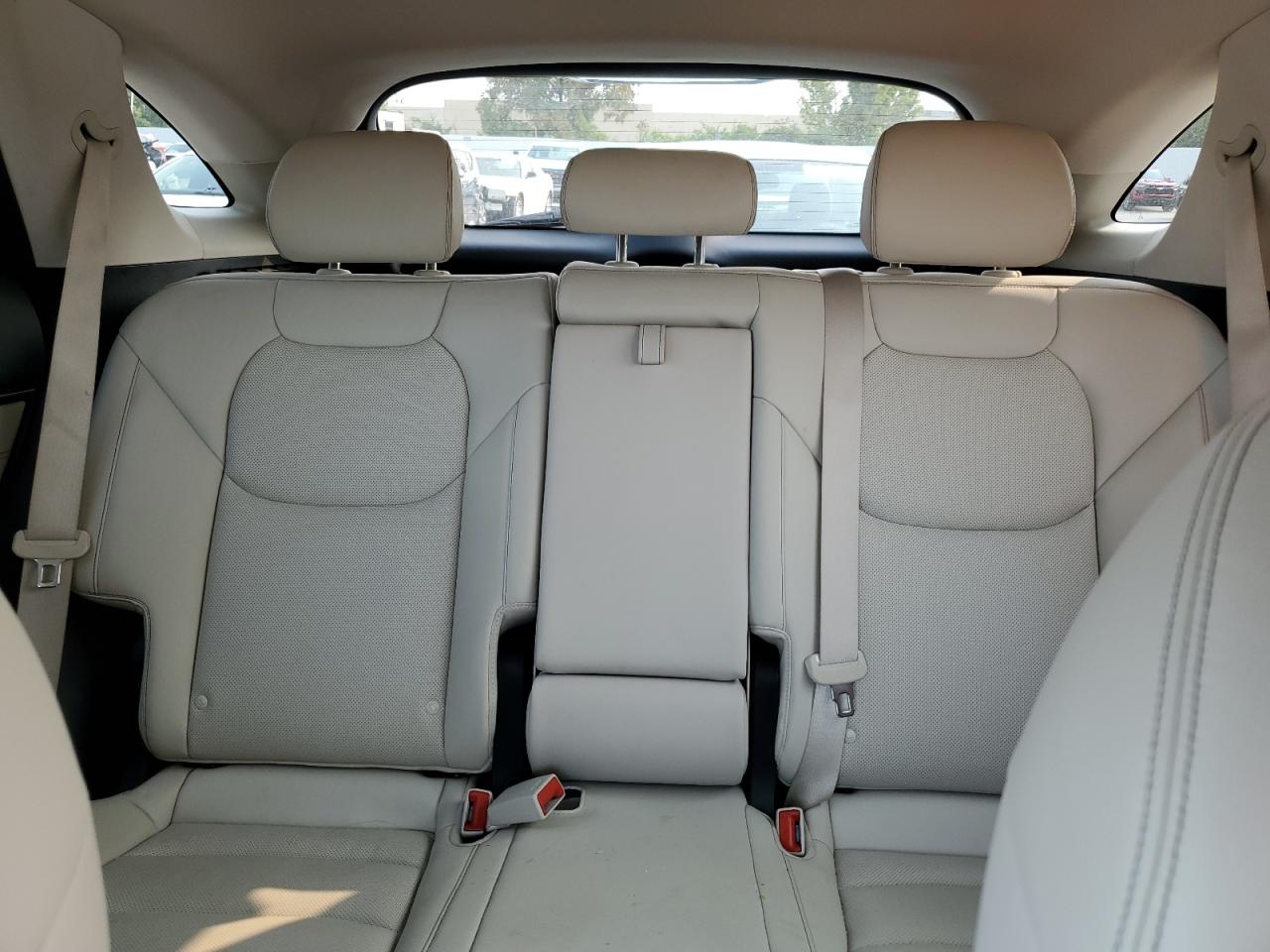 2025 Genesis Gv70 Base VIN: 5NMMADTB6SH025636 Lot: 70853875