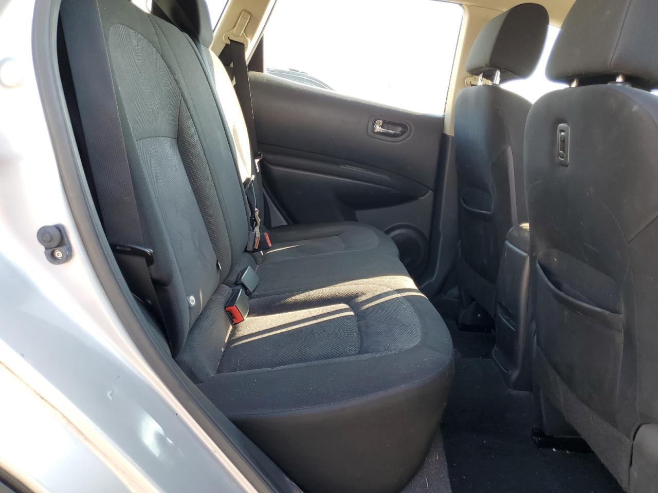 2015 Nissan Rogue Select S VIN: JN8AS5MV5FW767936 Lot: 80865035