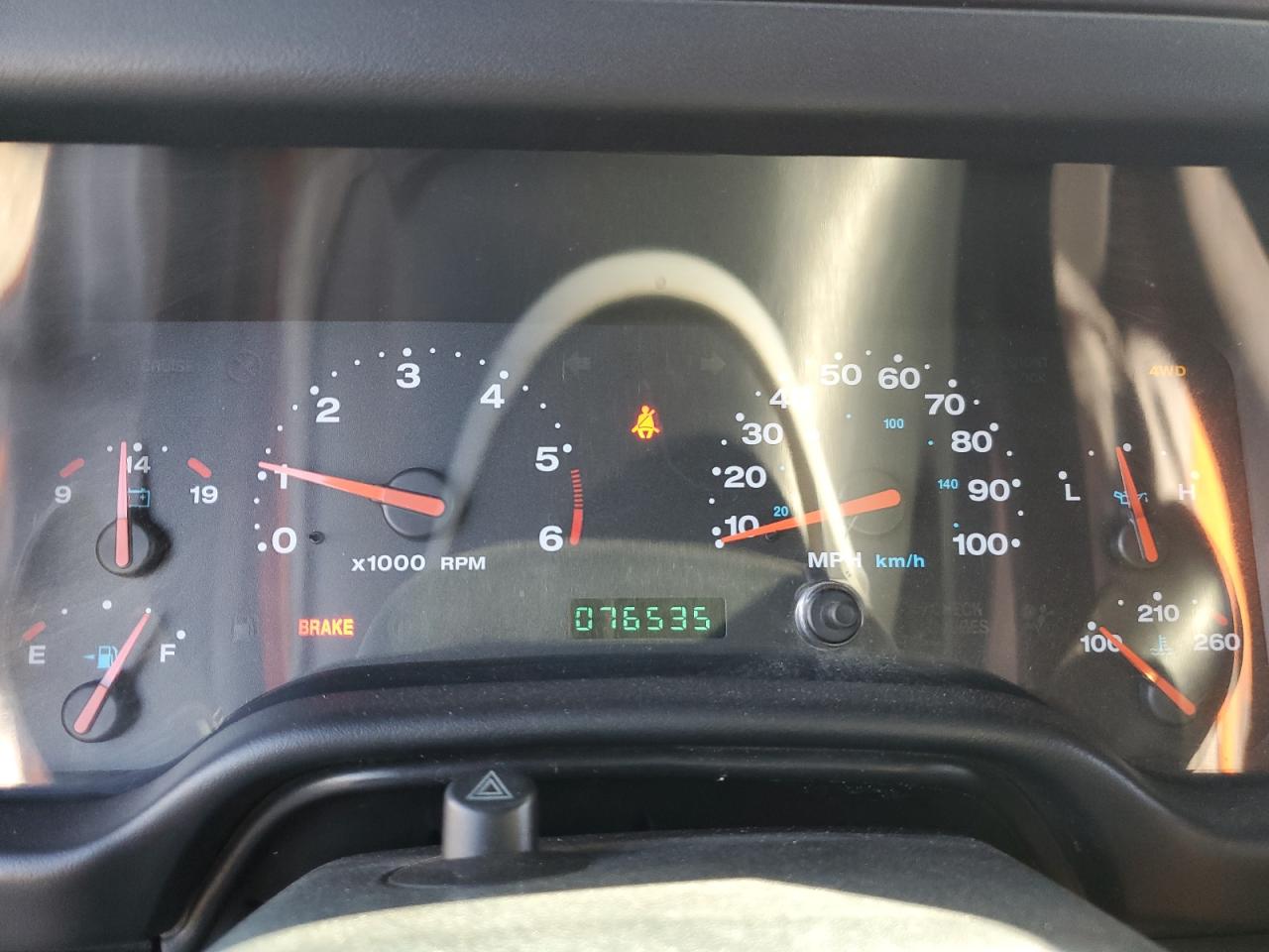 2004 Jeep Wrangler X VIN: 1J4FA39S14P763195 Lot: 71560575