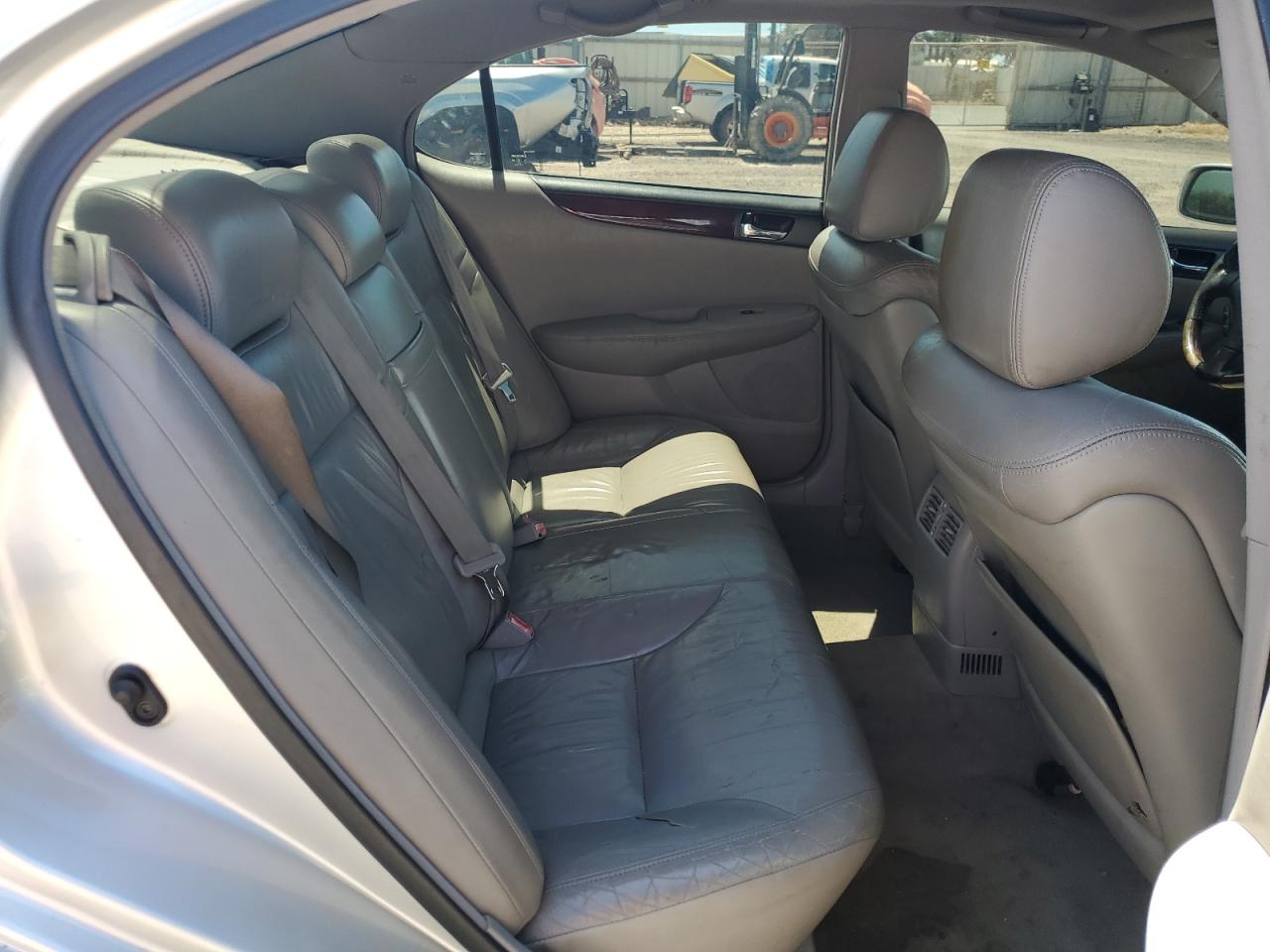 2002 Lexus Es 300 VIN: JTHBF30G820007852 Lot: 83762725