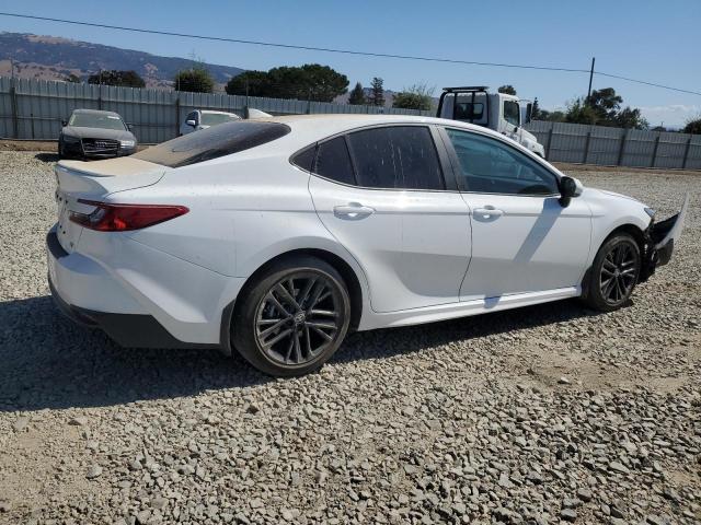  TOYOTA CAMRY 2025 Белы