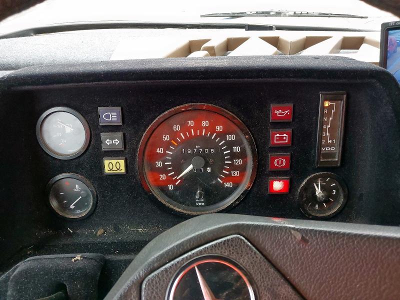 1990 MERCEDES  